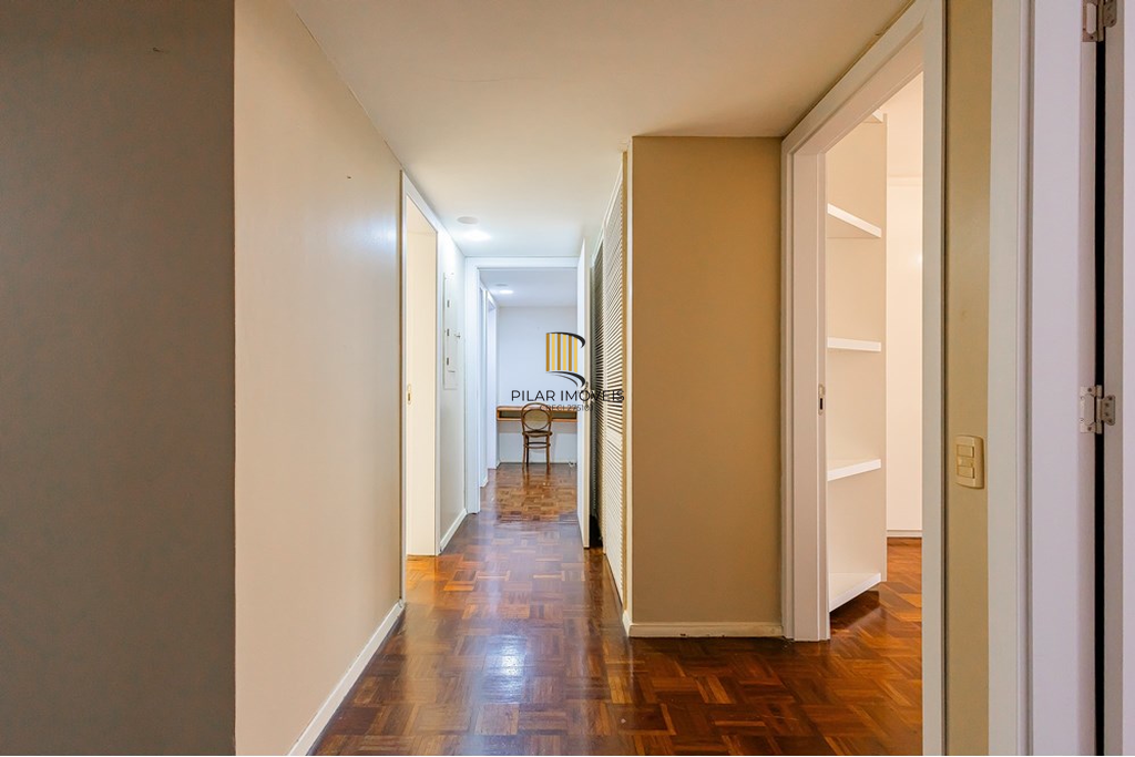 Apartamento 3 dormitórios no bairro Centro Histórico