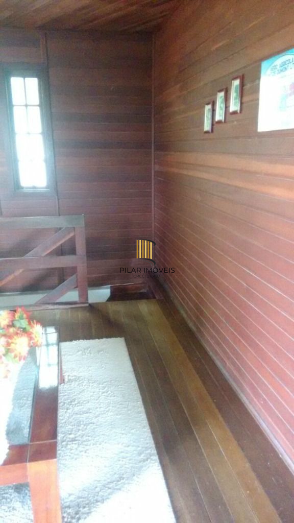 Casa 3 dormitórios no bairro Teresópolis