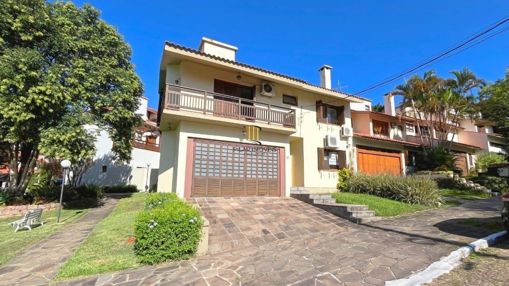 Casa 3 dormitórios no bairro Teresópolis