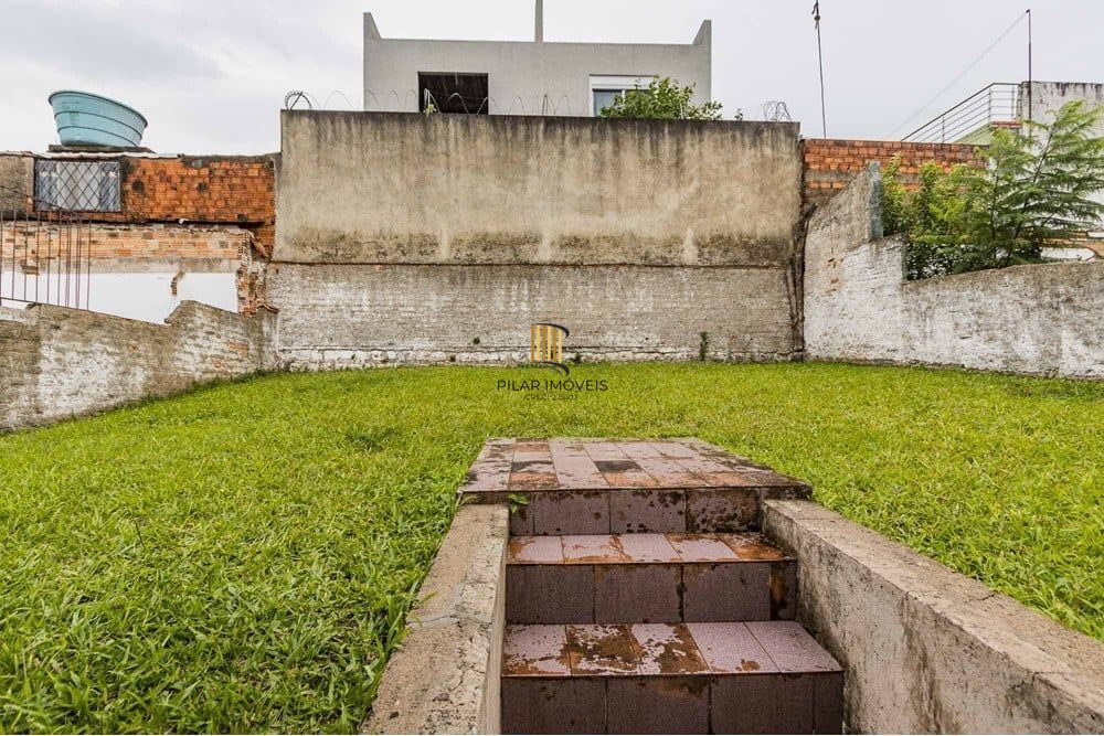 Casa 3 dormitórios no bairro Vila Ipiranga