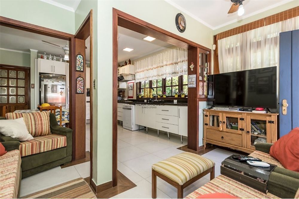 Casa 4 dormitórios no bairro Jardim Sabará
