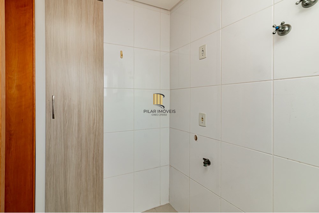 Apartamento 2 dormitórios no bairro Três Figueiras