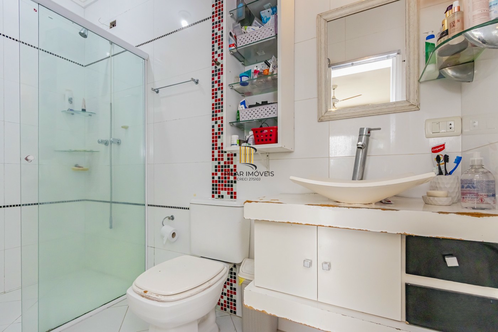 Casa 3 dormitórios no bairro Niterói