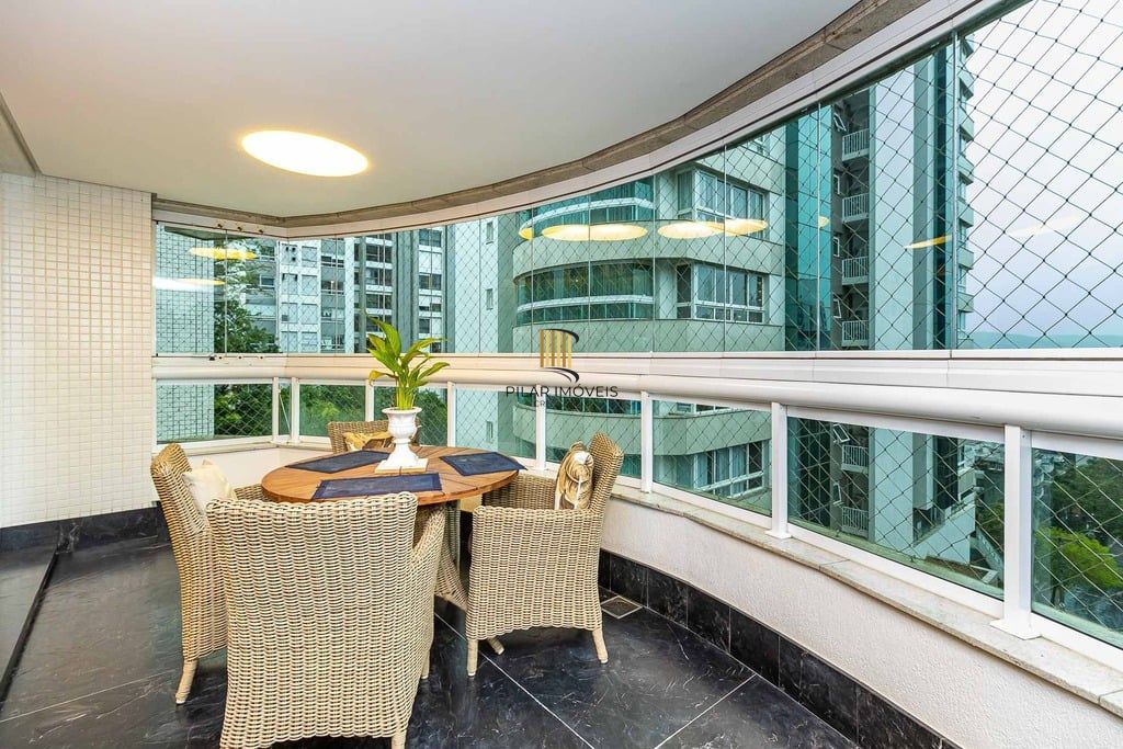 Apartamento 3 dormitórios no bairro Bela Vista