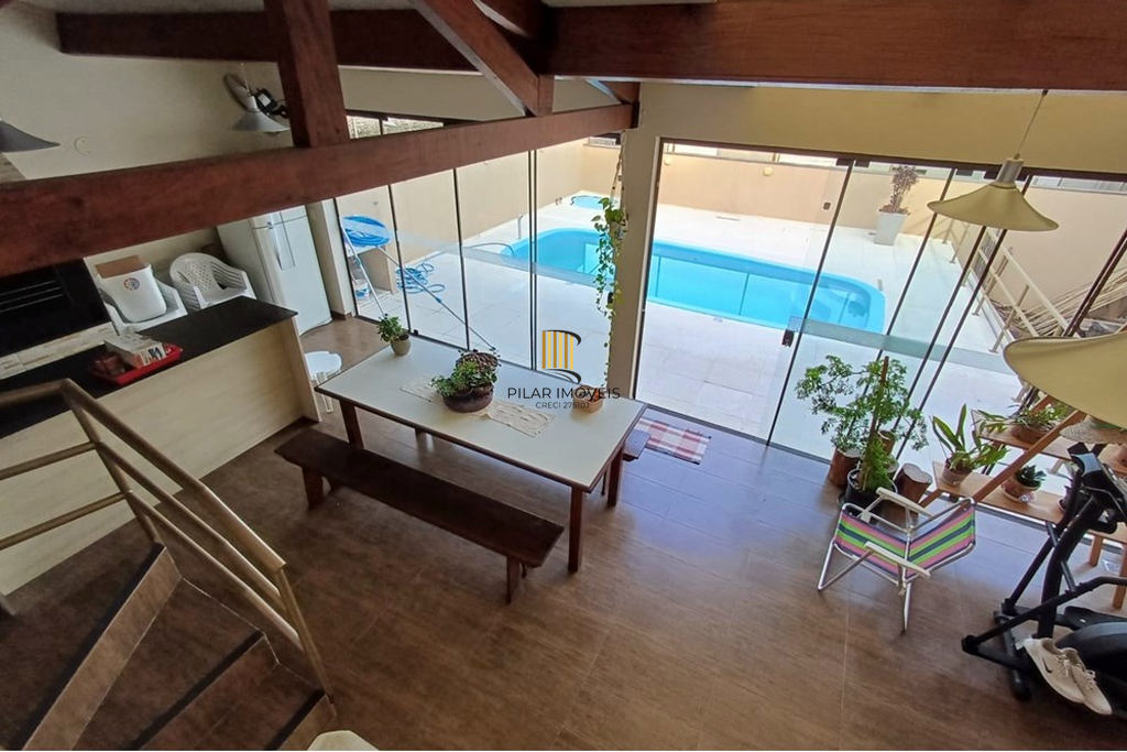 Casa 3 dormitórios no bairro Jardim do Salso