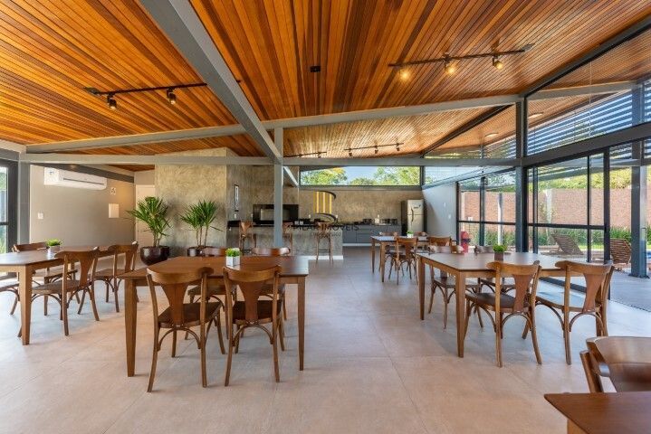 Terreno no bairro Cocão