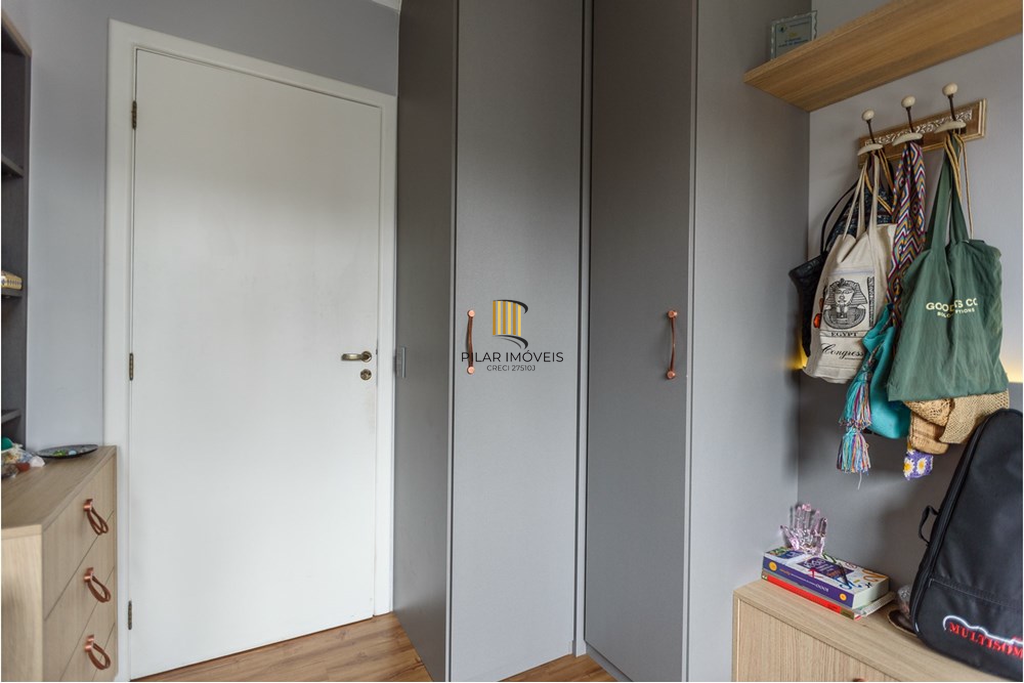 Apartamento 3 dormitórios no bairro Mont Serrat