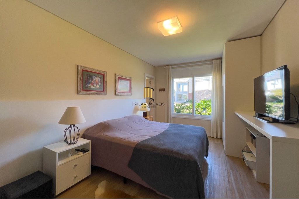 Casa de Condomínio 4 dormitórios no bairro Centro