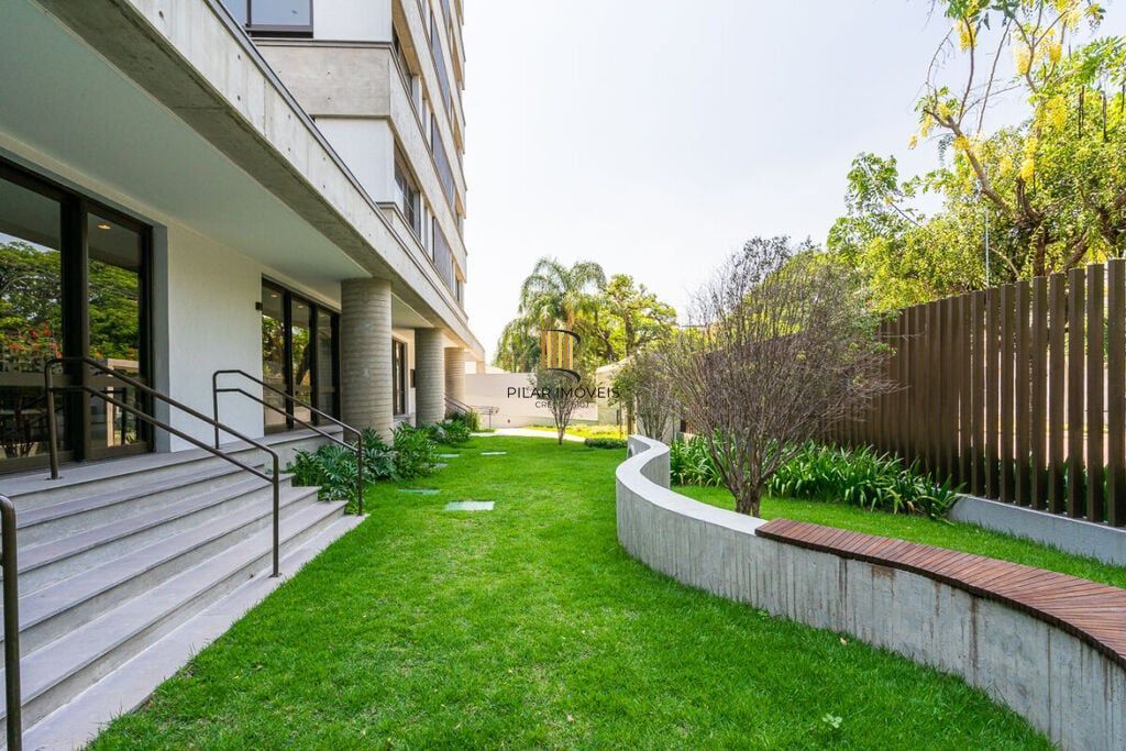 Apartamento 3 dormitórios no bairro Menino Deus