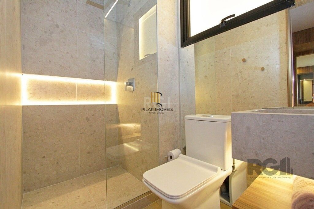 Apartamento 3 dormitórios no bairro Menino Deus