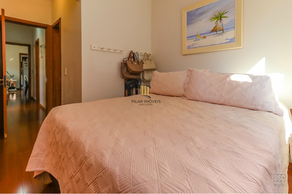 Apartamento 3 dormitórios no bairro Menino Deus