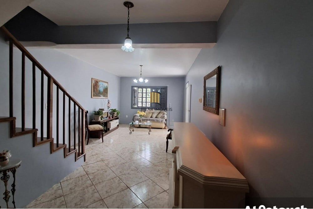 Casa 3 dormitórios no bairro Jardim Algarve