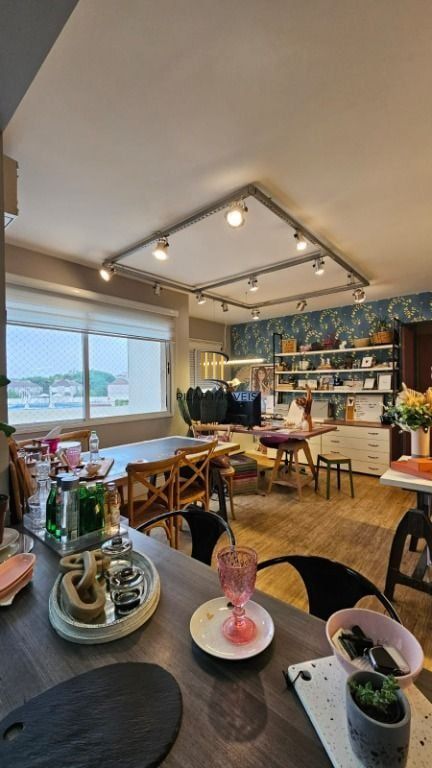 Apartamento 2 dormitórios no bairro Vila Ipiranga