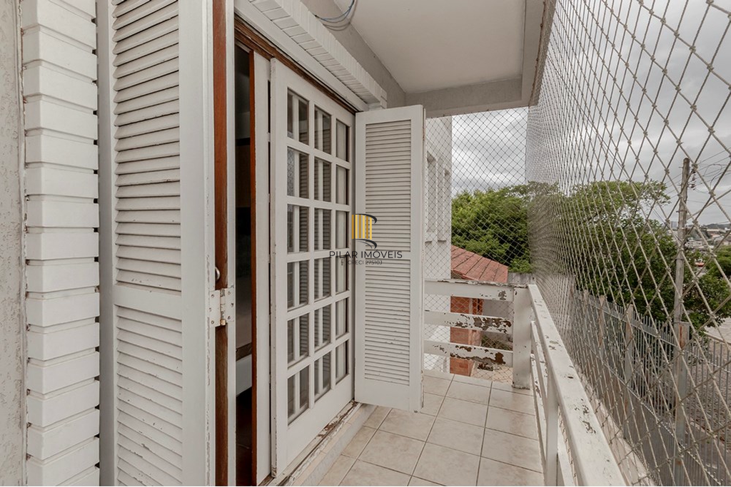 Casa 3 dormitórios no bairro Vila Jardim