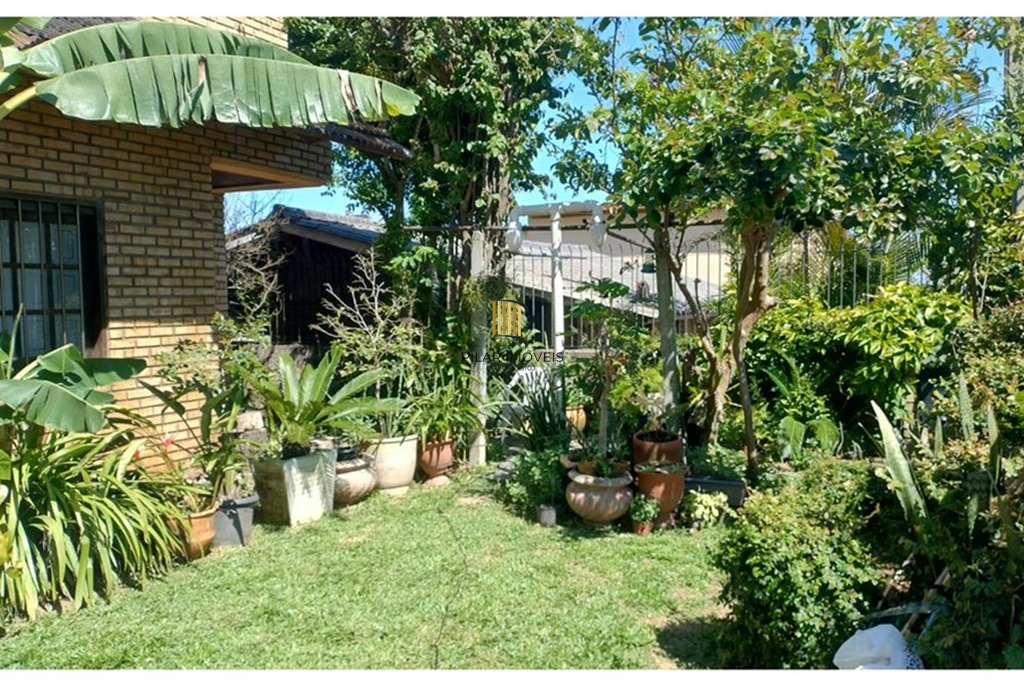 Casa 4 dormitórios no bairro Cristal