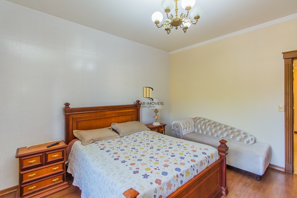 Casa 4 dormitórios no bairro Estância Velha