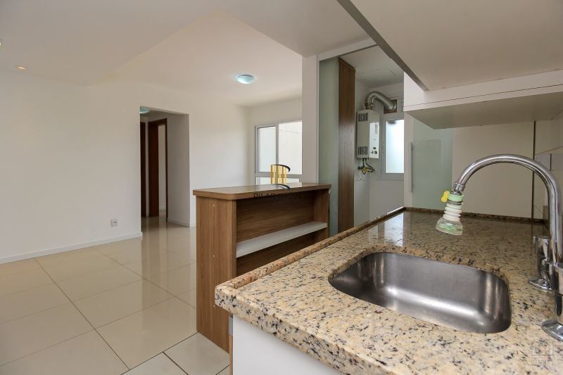 Apartamento 2 dormitórios no bairro Tristeza