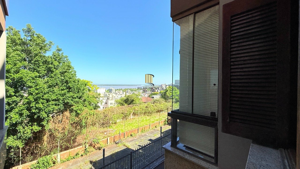 Cobertura 3 dormitórios no bairro Menino Deus