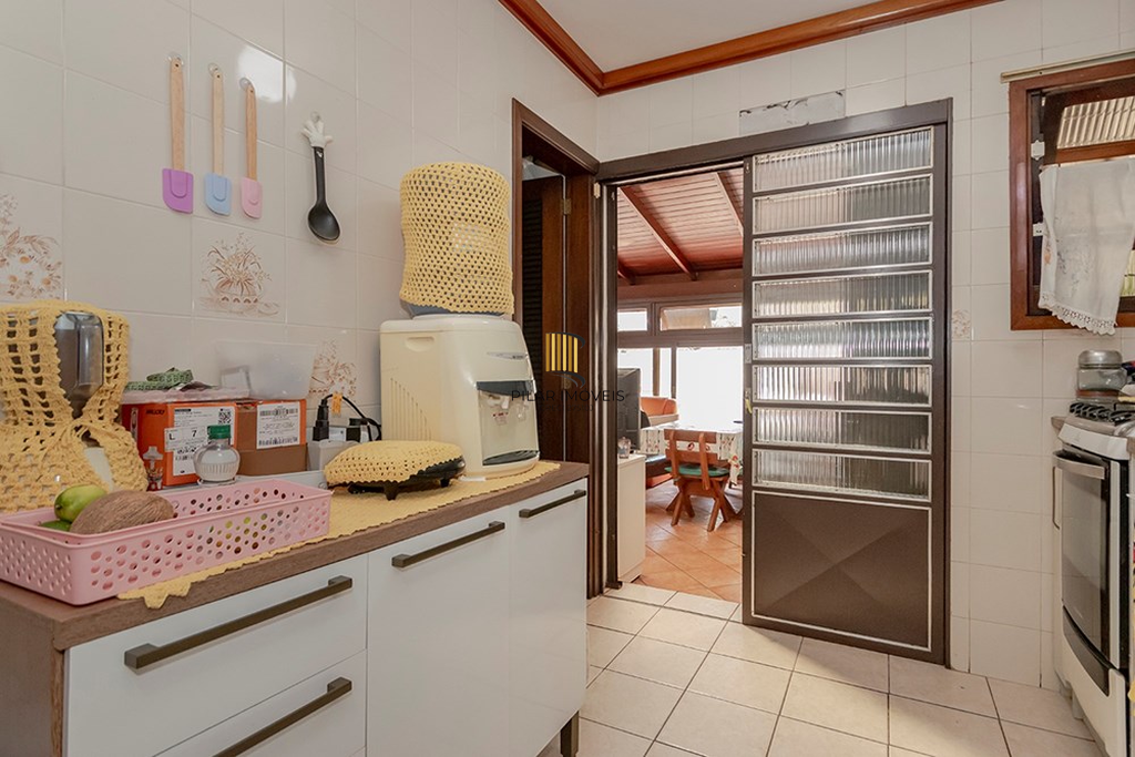 Casa 3 dormitórios no bairro Jardim Itu Sabará