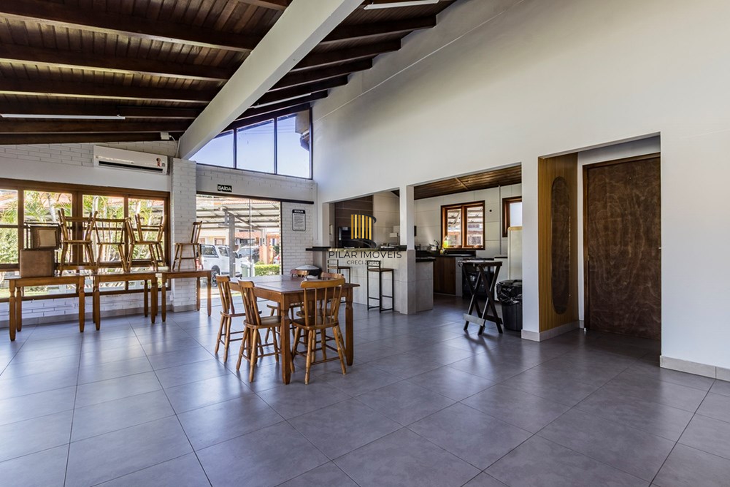 Casa de Condomínio 2 dormitórios no bairro Hípica