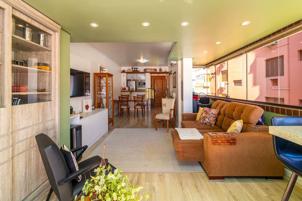 Apartamento 3 dormitórios no bairro Mont Serrat