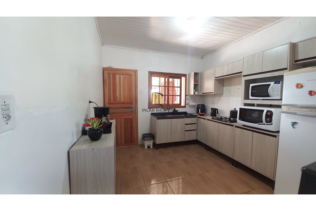 Casa 2 dormitórios no bairro Maringá