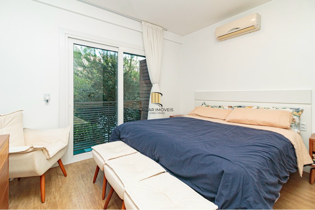 Casa 4 dormitórios no bairro Chácara das Pedras