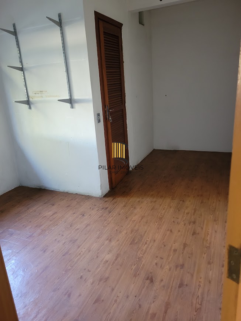 Casa 3 dormitórios no bairro Teresópolis