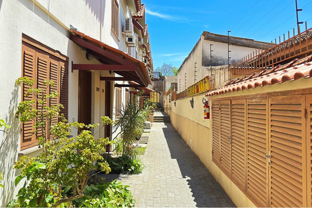 Casa de Condomínio 2 dormitórios no bairro Tristeza