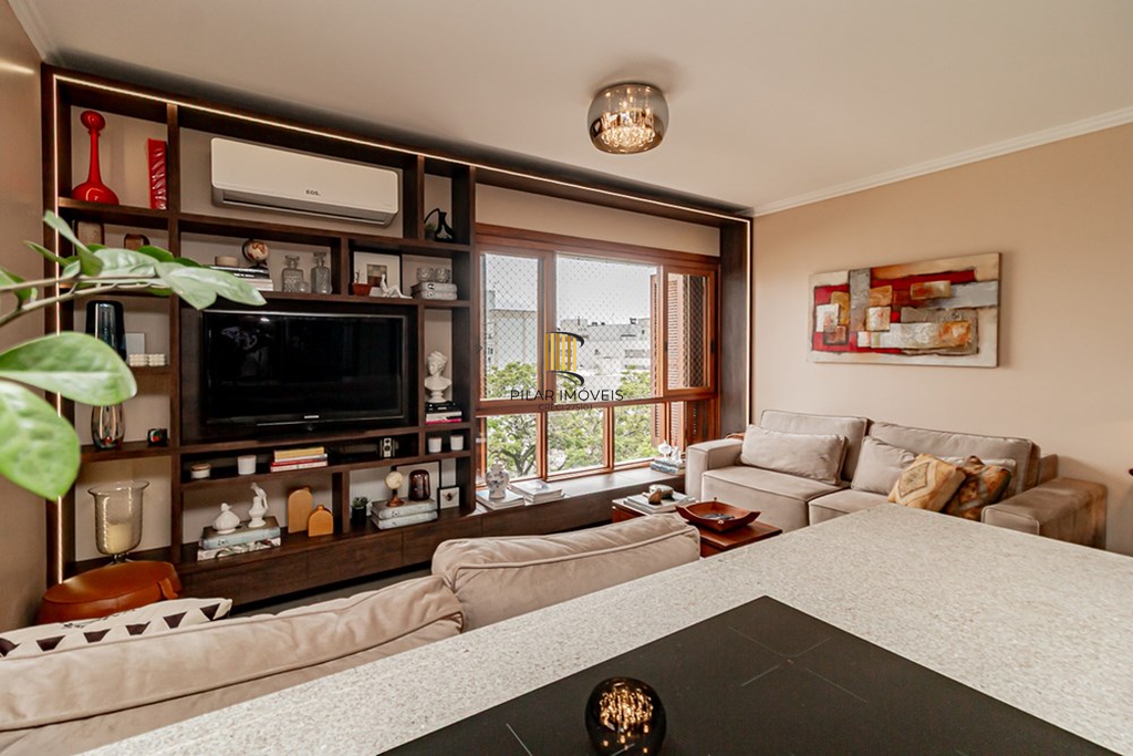 Apartamento 3 dormitórios no bairro Menino Deus