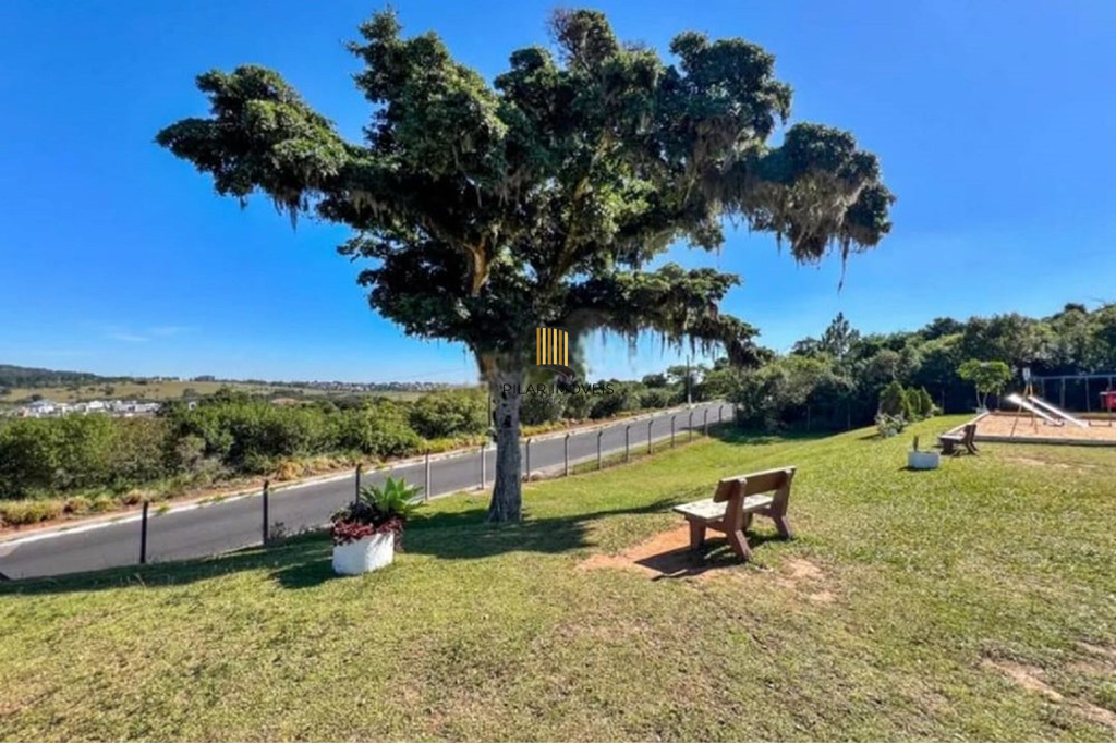 Casa de Condomínio 2 dormitórios no bairro Jardim Algarve