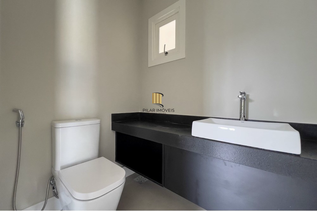 Casa de Condomínio 1 dormitório no bairro Centro