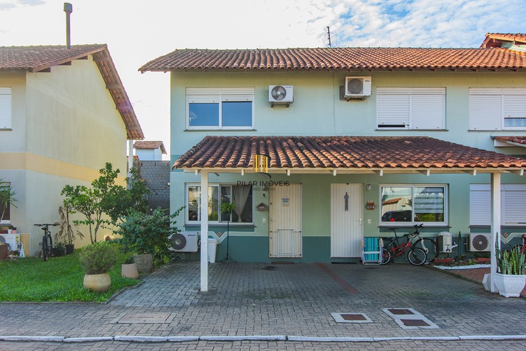 Casa 2 dormitórios no bairro Fátima