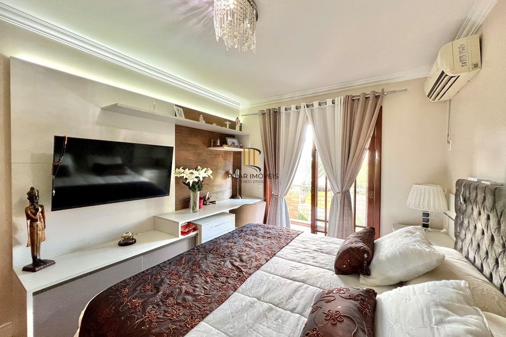 Casa 4 dormitórios no bairro Moinhos de Vento