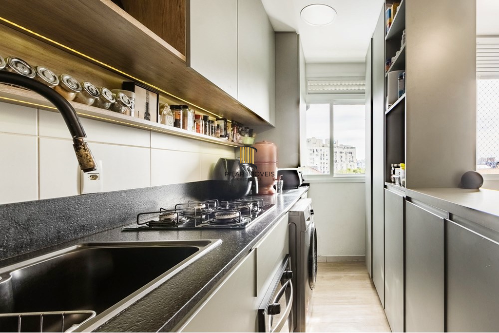 Apartamento 2 dormitórios no bairro Azenha