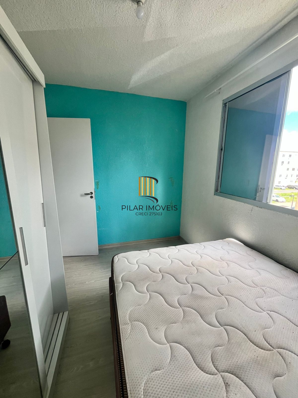 Apto 2 Dormitórios, Sala, Cozinha, Banheiro, semimob, 01 vaga garagem-rotativa