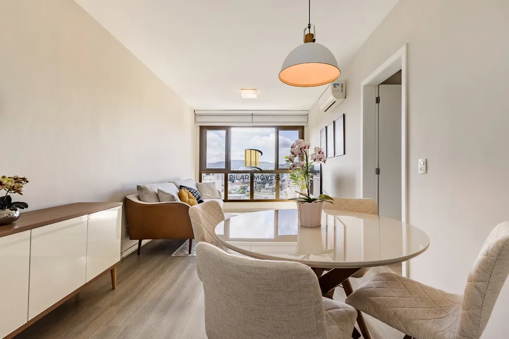 Apartamento 2 dormitórios no bairro Petrópolis