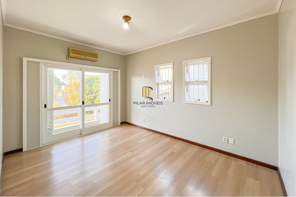 Apartamento 4 dormitórios no bairro Igara