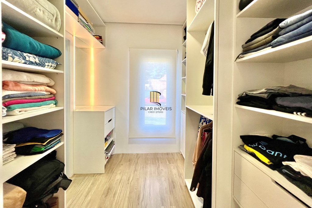 Casa de Condomínio 3 dormitórios no bairro Sanga Funda