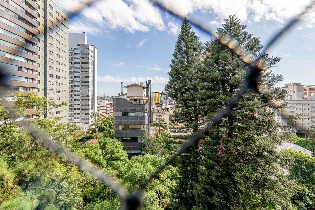 Apartamento 4 dormitórios no bairro Bela Vista