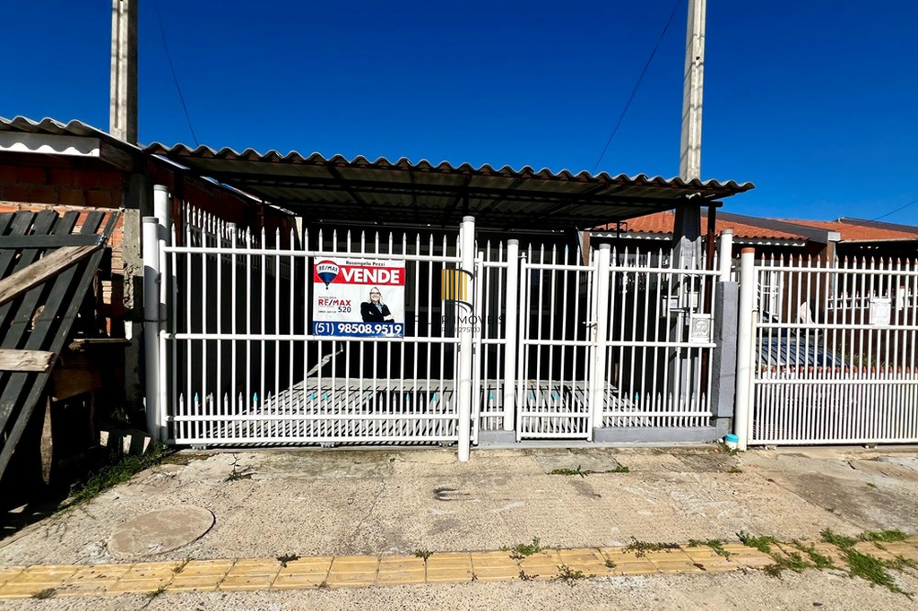 Casa 2 dormitórios no bairro Três Marias