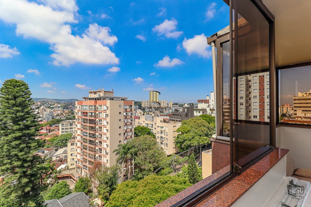 Cobertura 3 dormitórios no bairro Petrópolis