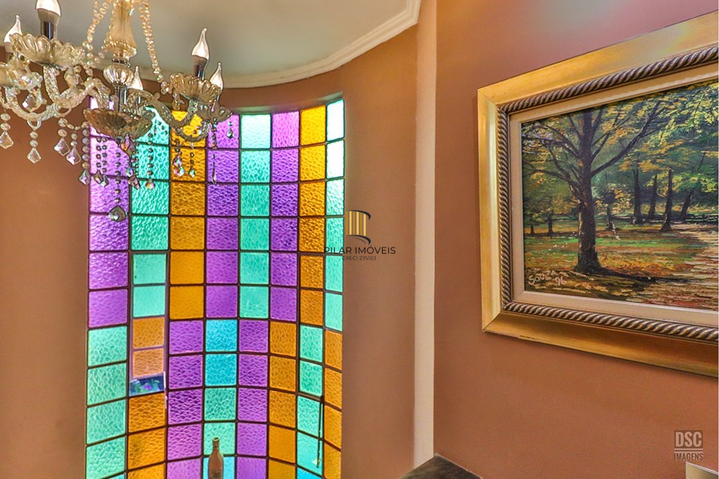 Casa 6 dormitórios no bairro Rubem Berta