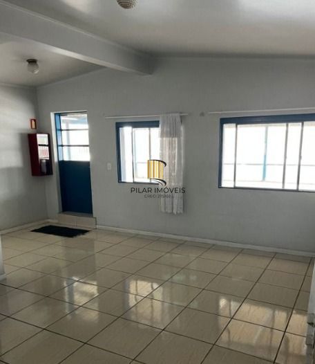 Apto de 02 dorm, mobiliado, transformado em 01 dorm, com vaga no Passo da Areia