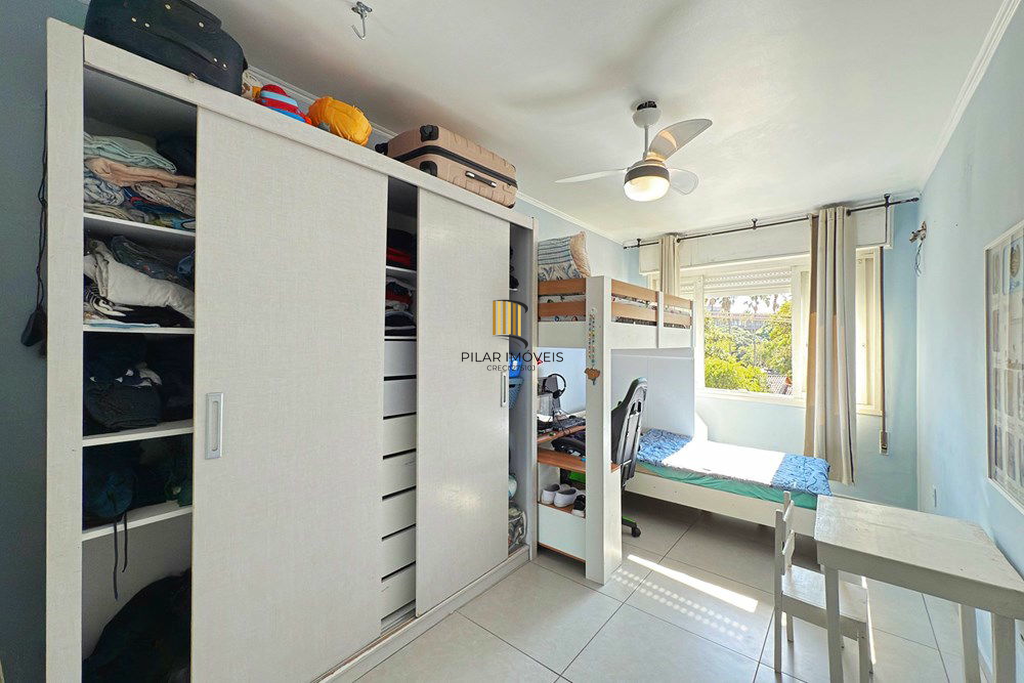 Apartamento 2 dormitórios no bairro Azenha