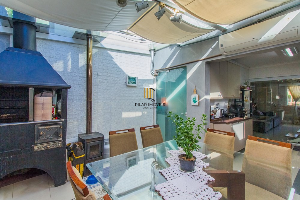 Casa 2 dormitórios no bairro Fátima