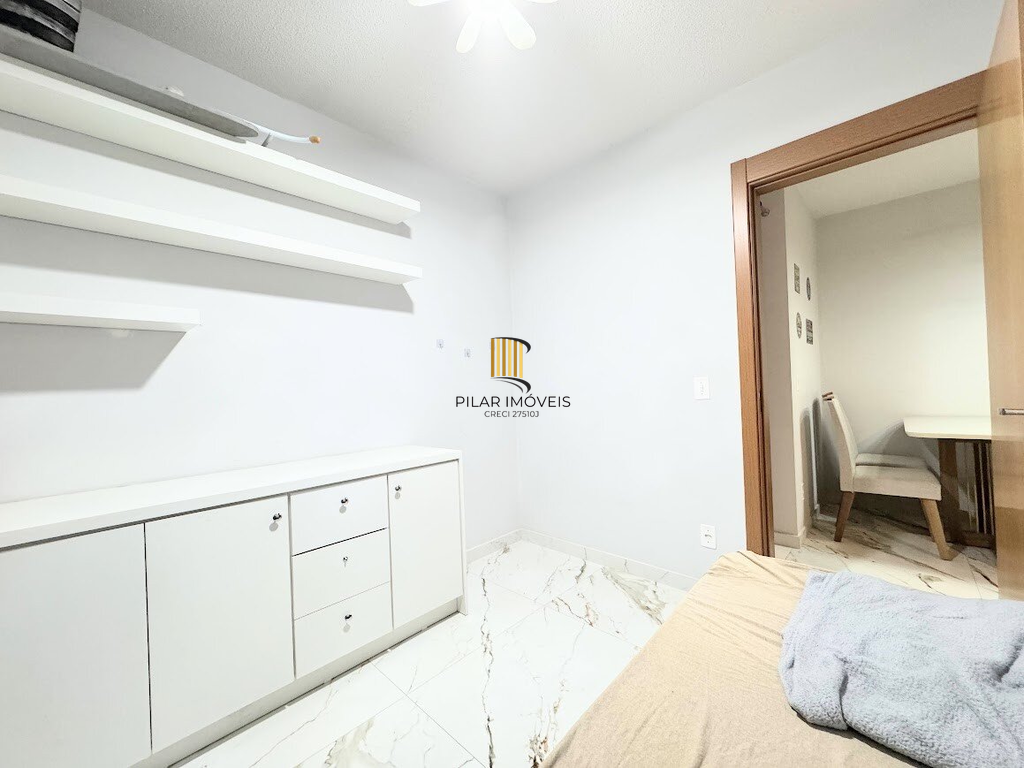 Apartamento 2 dormitórios no bairro Olaria