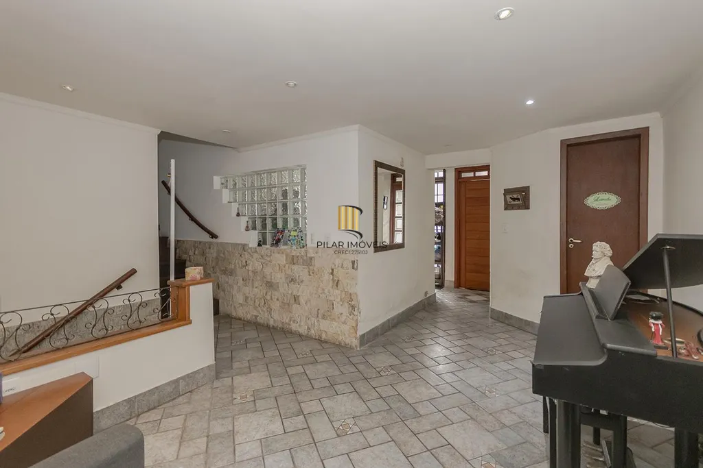 Casa de Condomínio 3 dormitórios no bairro Nonoai