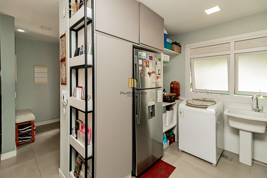 Casa 3 dormitórios no bairro Jardim Carvalho