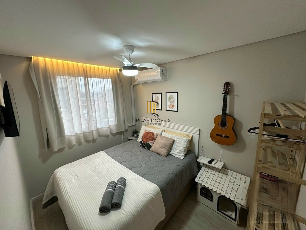 Apartamento 2 dormitórios no bairro Mário Quintana